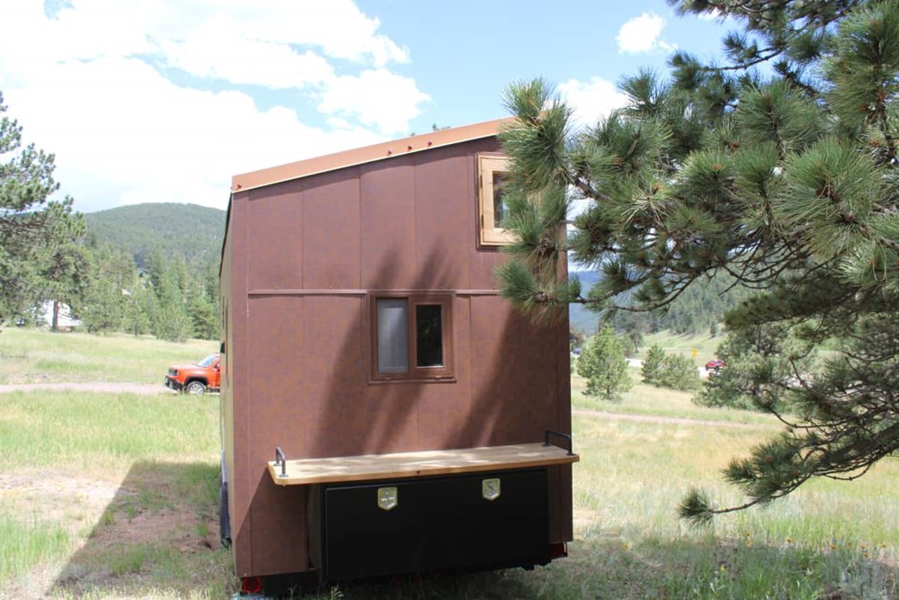 Custom Built Tiny House - Image 2 Thumbnail