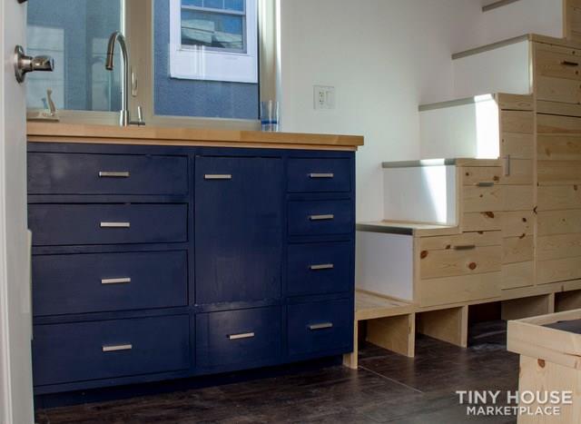 Custom Built Tiny House - Image 3 Thumbnail
