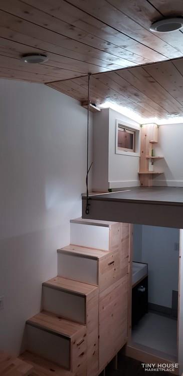 Custom Built Tiny House - Image 4 Thumbnail