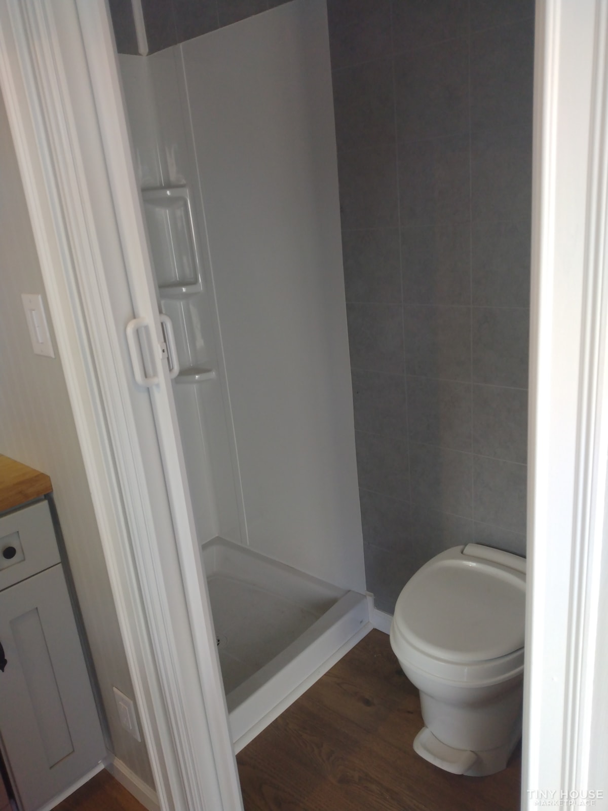 Custom-Built Tiny House - Image 2 Thumbnail
