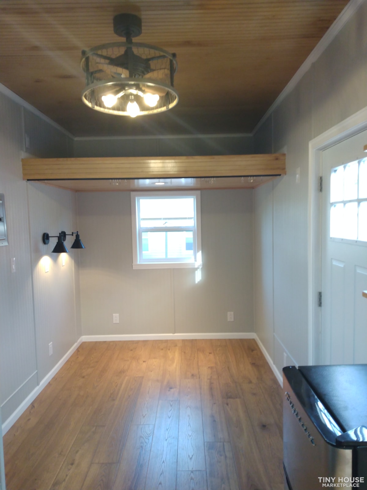 Custom-Built Tiny House - Image 3 Thumbnail