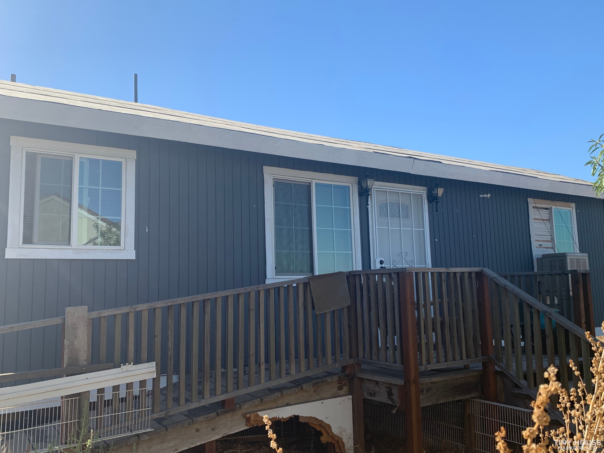 CUSTOM BUILT TINY HOUSE - Image 2 Thumbnail