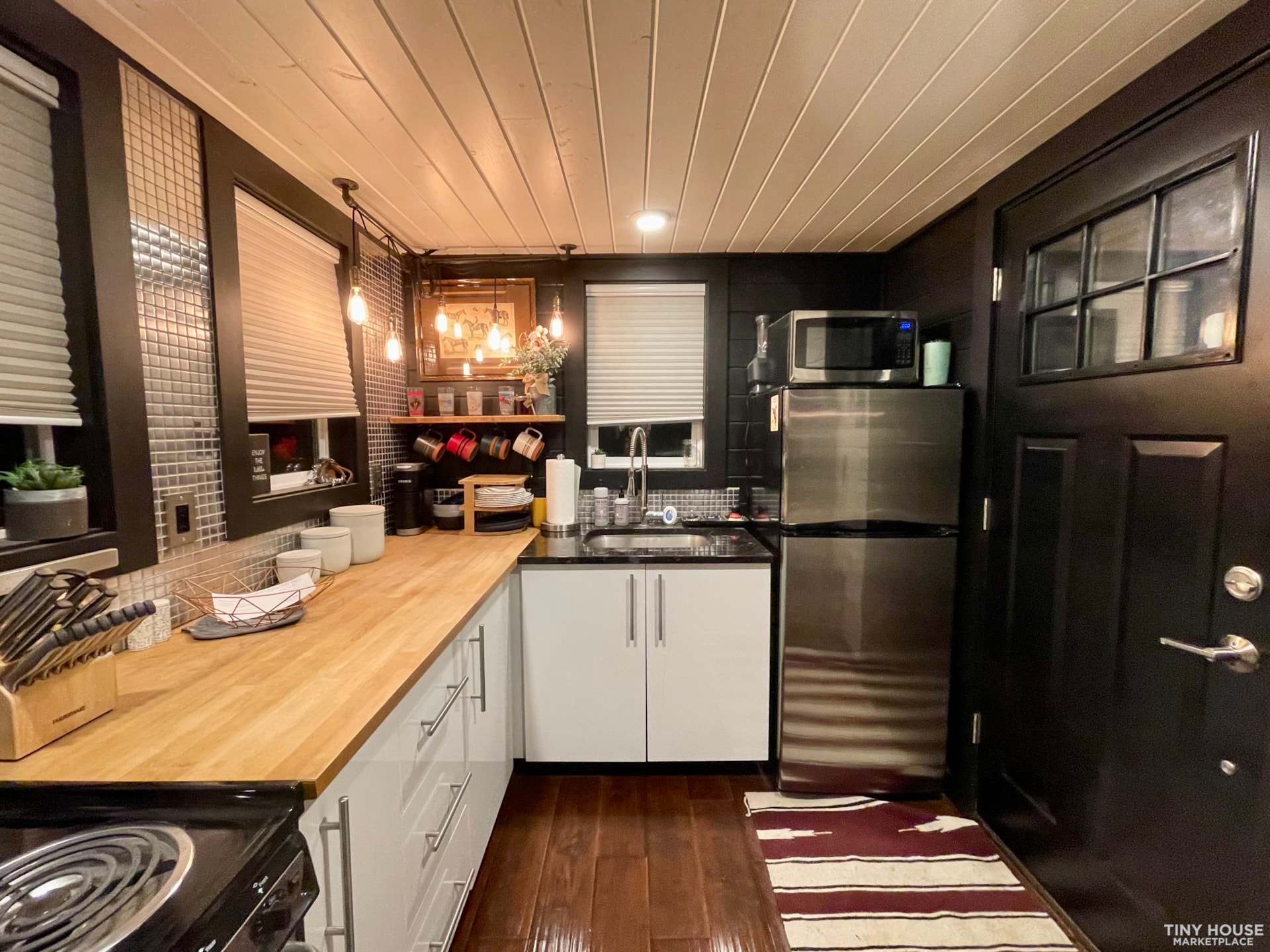 Custom Built Tiny House for Sale!! - Image 3 Thumbnail