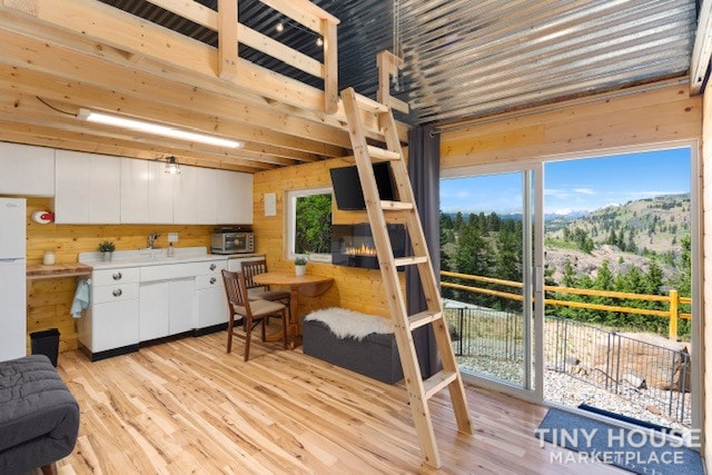 Custom Built Tiny House - One Of a Kind - Converted Old Hickory Shed - Image 1 Thumbnail