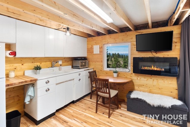 Custom Built Tiny House - One Of a Kind - Converted Old Hickory Shed - Image 4 Thumbnail