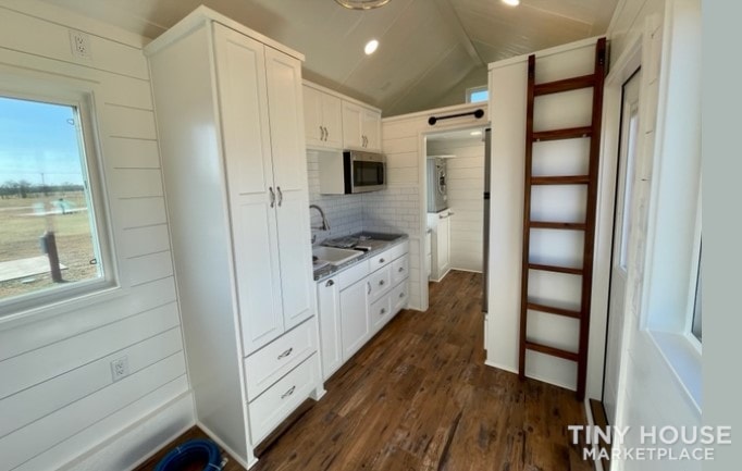 Custom Built Tiny House with upgrades, PWA Certified - Image 4 Thumbnail