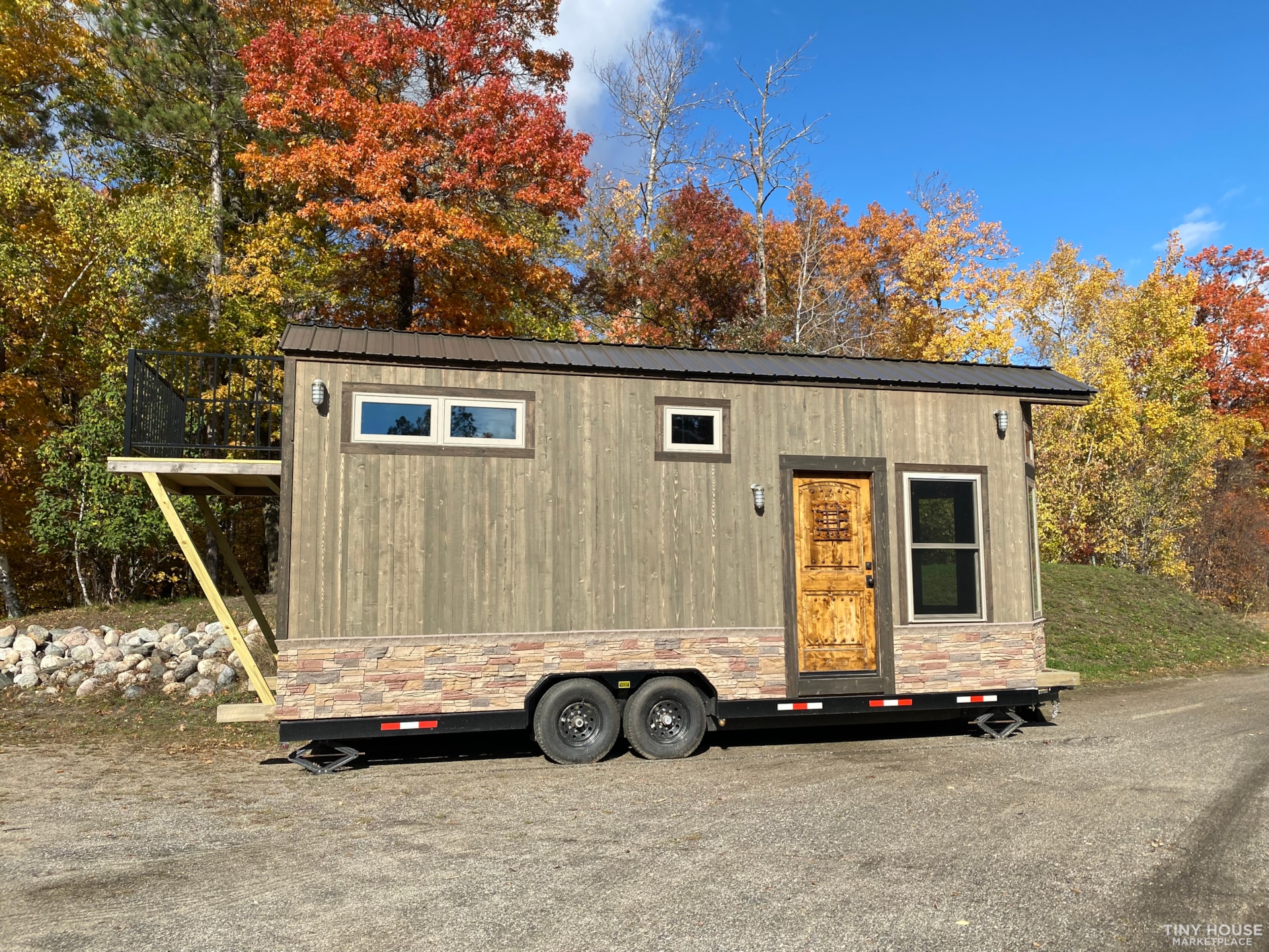 Custom Built Tiny House With Removable Trailer 
