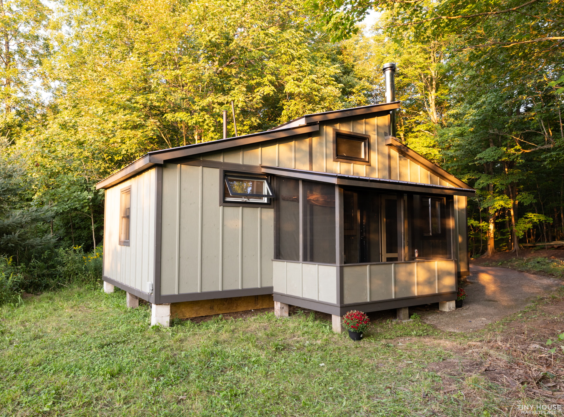 Custom-Built Tiny/Modular Home for Sale: Versatile Living  - Image 2 Thumbnail