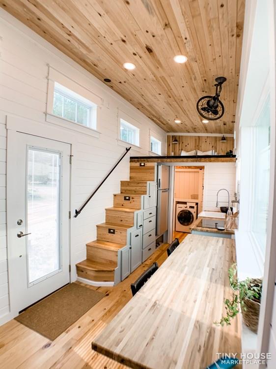 Custom Craftsman Tiny House - Image 1 Thumbnail