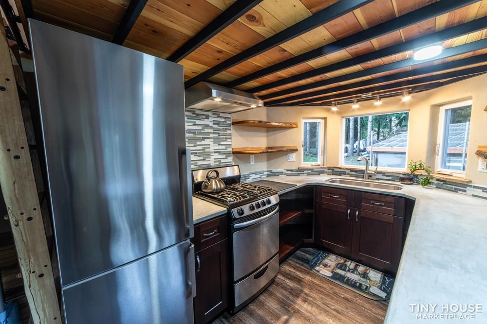 SOLD SOLD Custom Eco Friendly Tiny House SOLD - Image 3 Thumbnail