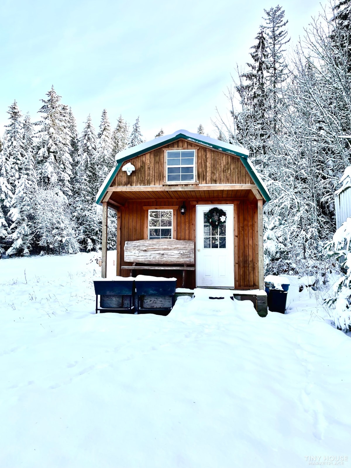 Custom fully updated 240 sq ft tiny home.