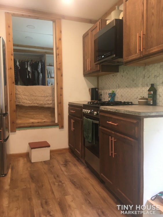 Custom-made Tiny house for sale - Image 2 Thumbnail