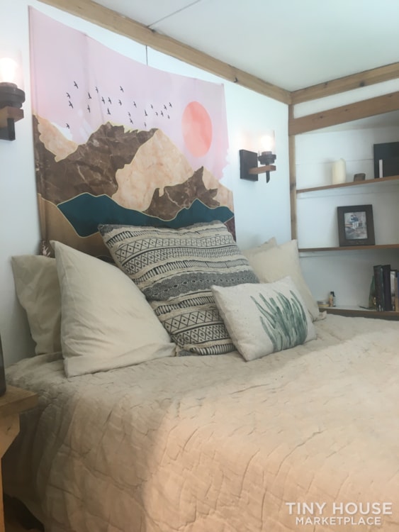 Custom-made Tiny house for sale - Image 4 Thumbnail