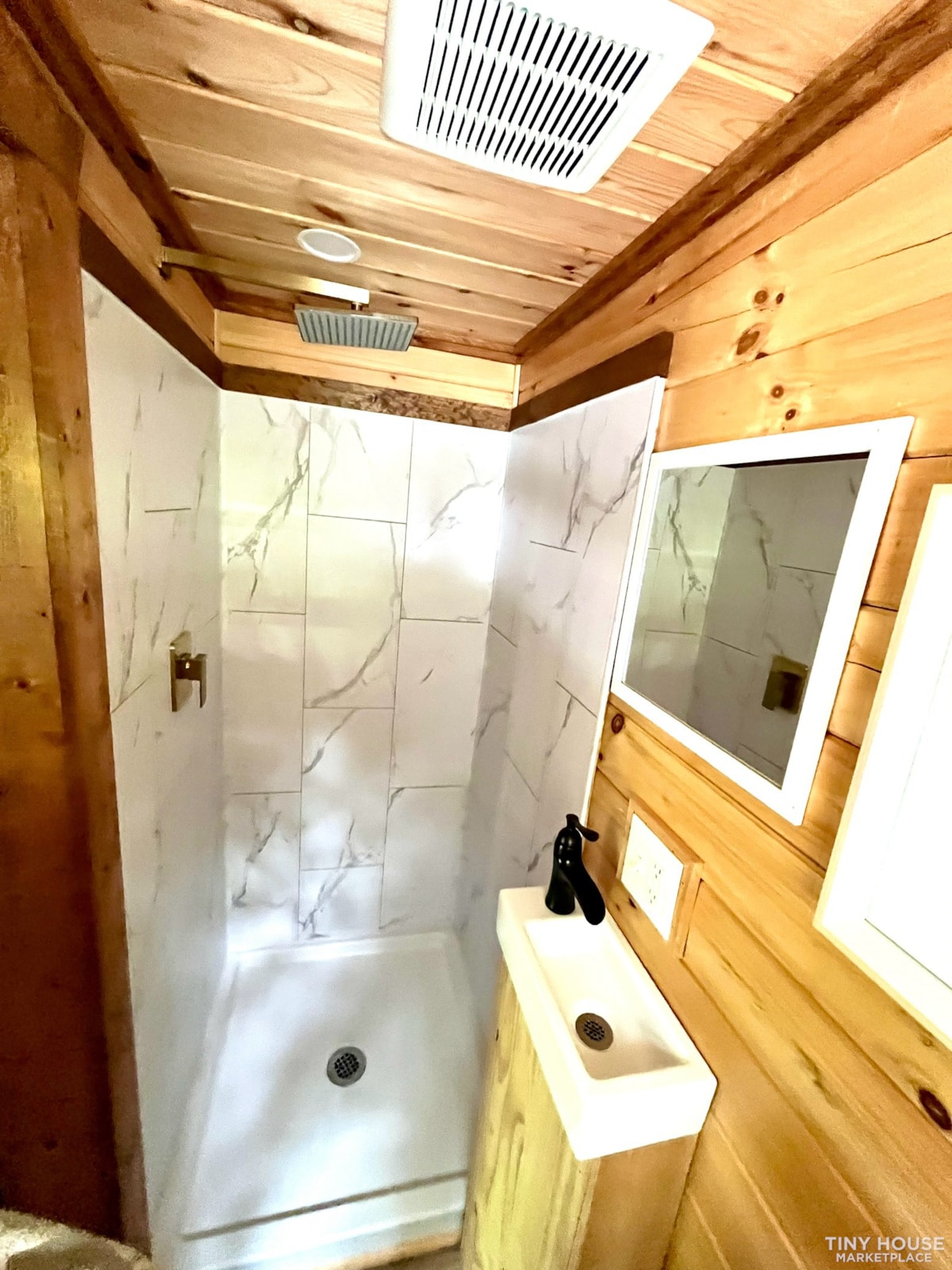 Custom Modern Tiny Log Cabin  - Image 3 Thumbnail