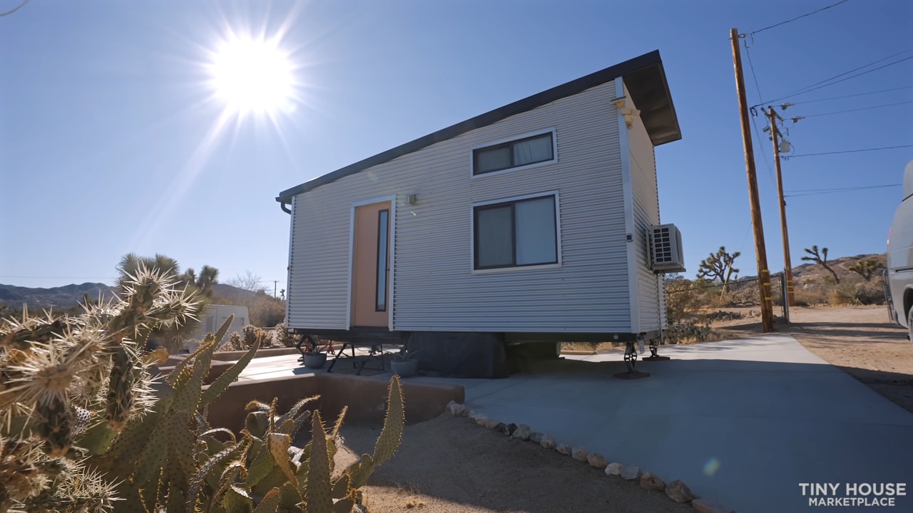 Custom Off-Grid Tiny House on Wheels: Solar Powered, Modern Design - Image 1 Thumbnail