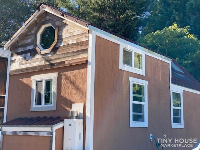 Custom Off the Grid Tiny House 