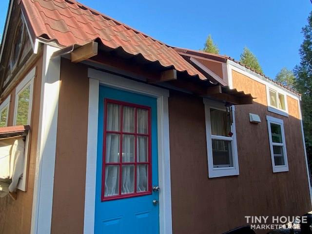 Custom Off the Grid Tiny House  - Image 2 Thumbnail