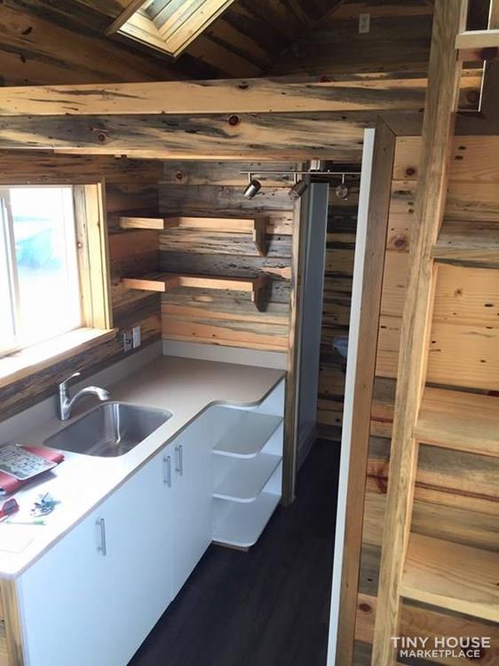 Custom, Professionally Built Tiny House - Image 3 Thumbnail