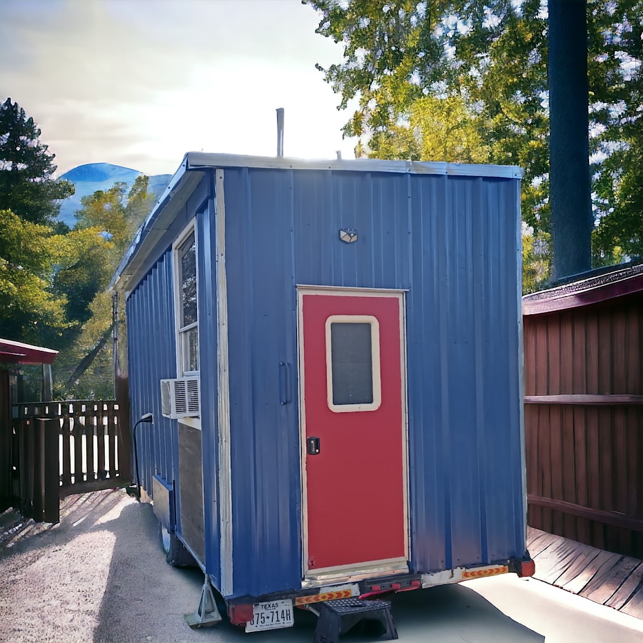 Custom Tiny Home 14X8 - Image 2 Thumbnail