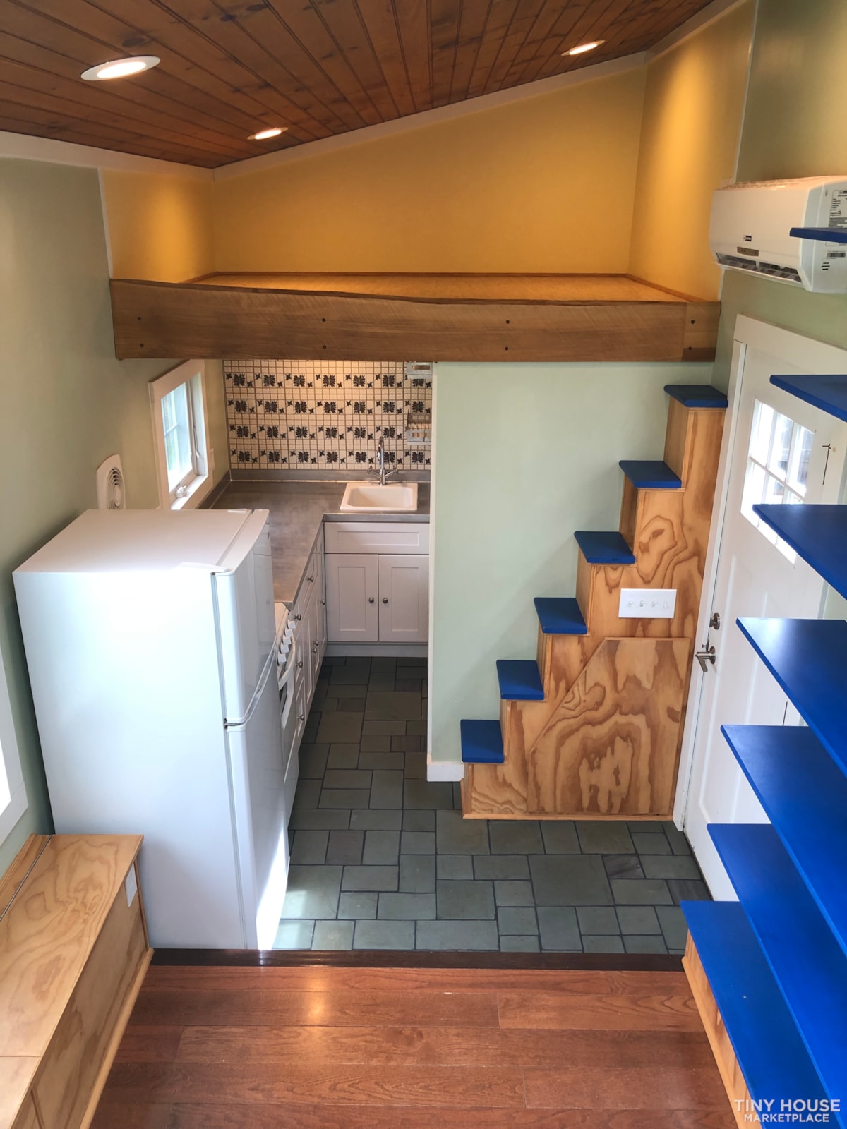 Custom Tiny Home - Image 2 Thumbnail