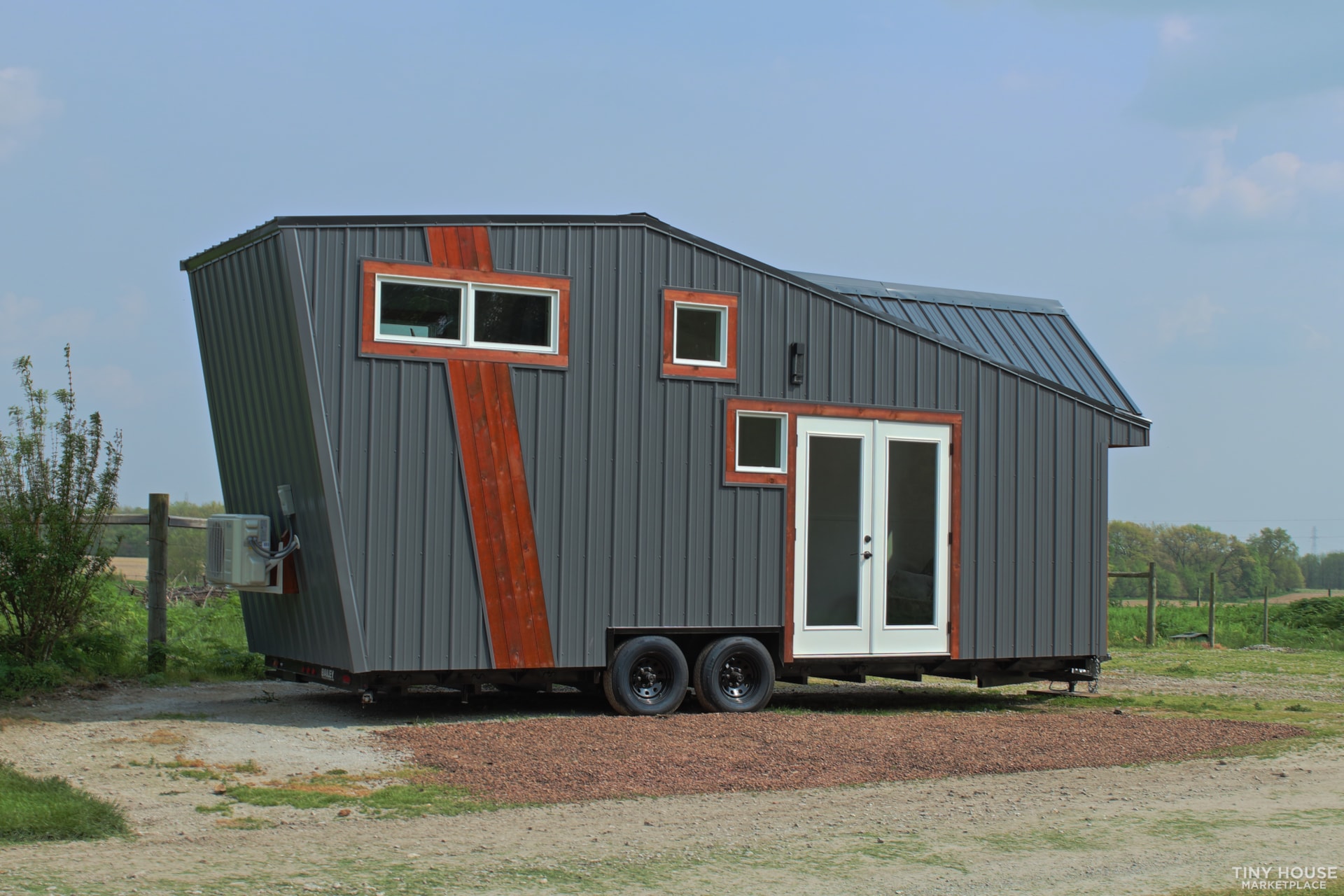 Custom Tiny Home on Trailer - Image 3 Thumbnail