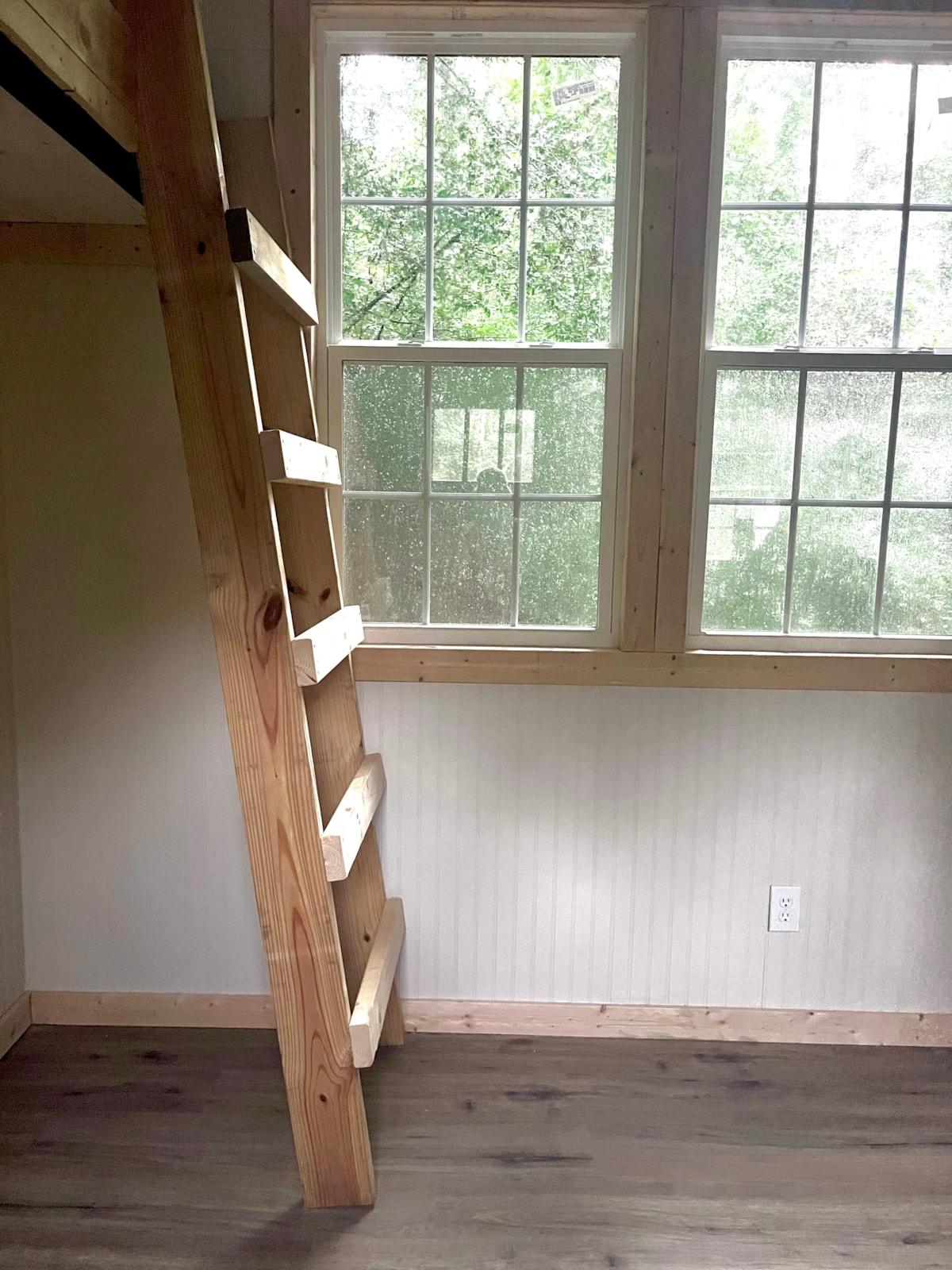 Custom Tiny Home on Wheels Park Model - Image 3 Thumbnail