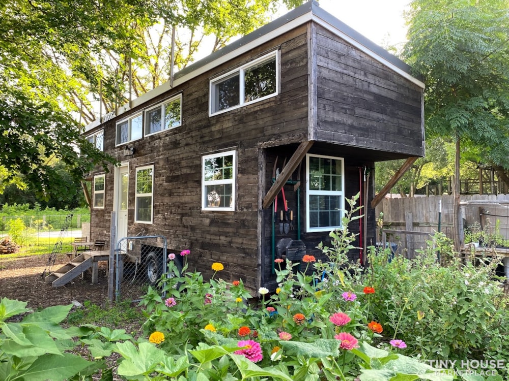(*Sale Pending*) Custom Tiny House on Wheels - 2b/1b 320sqft
