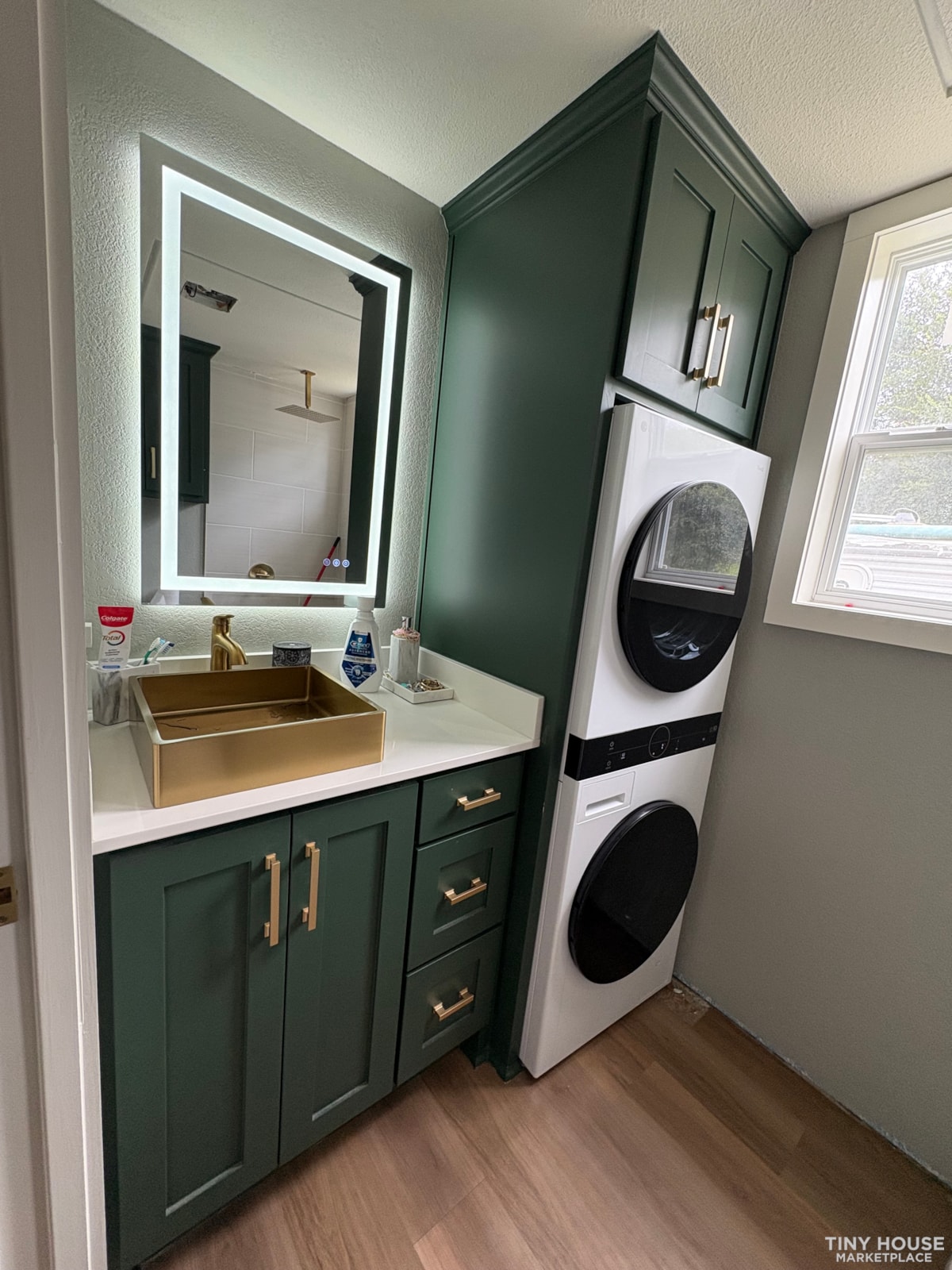 Custom Tiny House on Wheels - $65,000 OBO Whitehouse, TX | For Sale by Owner - Image 2 Thumbnail
