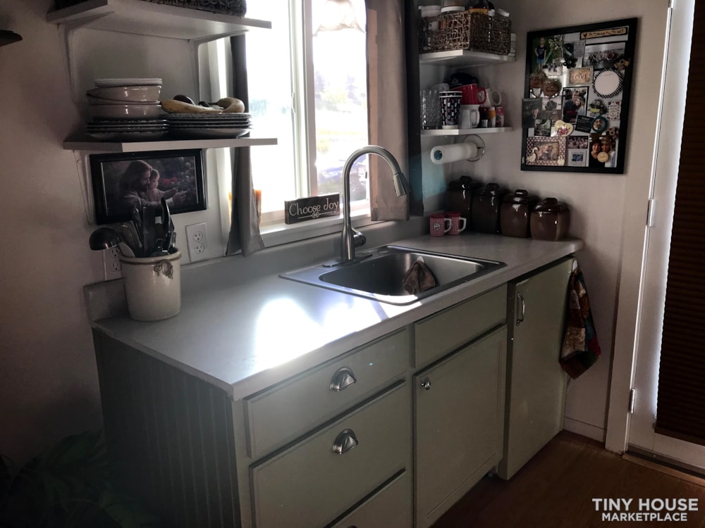 Cute and Affordable Tiny House  - Image 3 Thumbnail