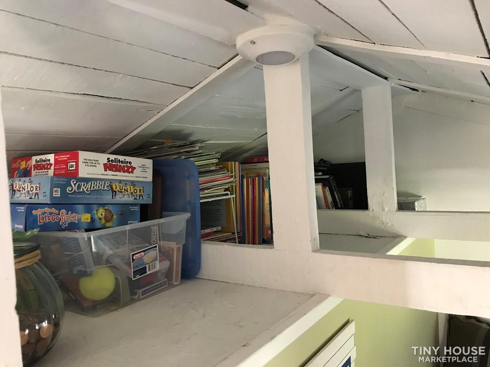 Cute and Comfortable 150 SqFt Tiny Home - Image 3 Thumbnail