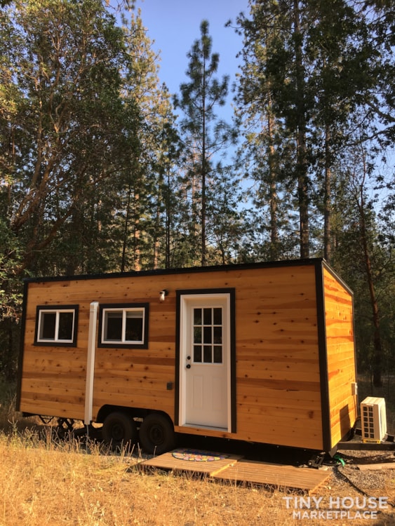 Super cute new 8x20 tiny home  - Image 2 Thumbnail