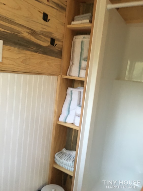 Super cute new 8x20 tiny home  - Image 4 Thumbnail