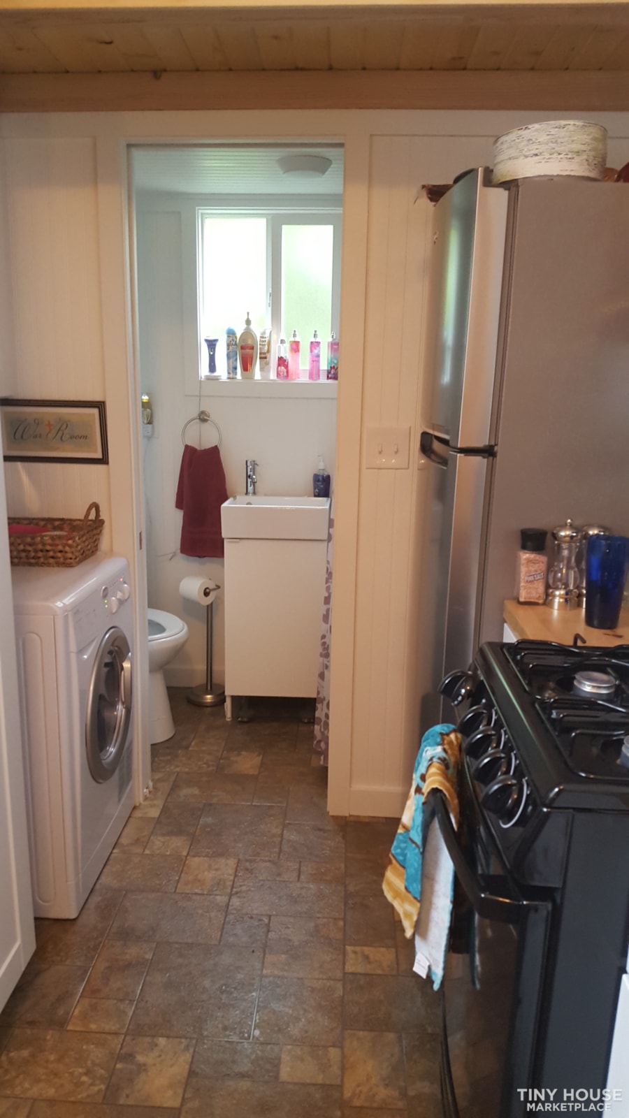 Cute Tiny House 8 x 26 - Image 4 Thumbnail