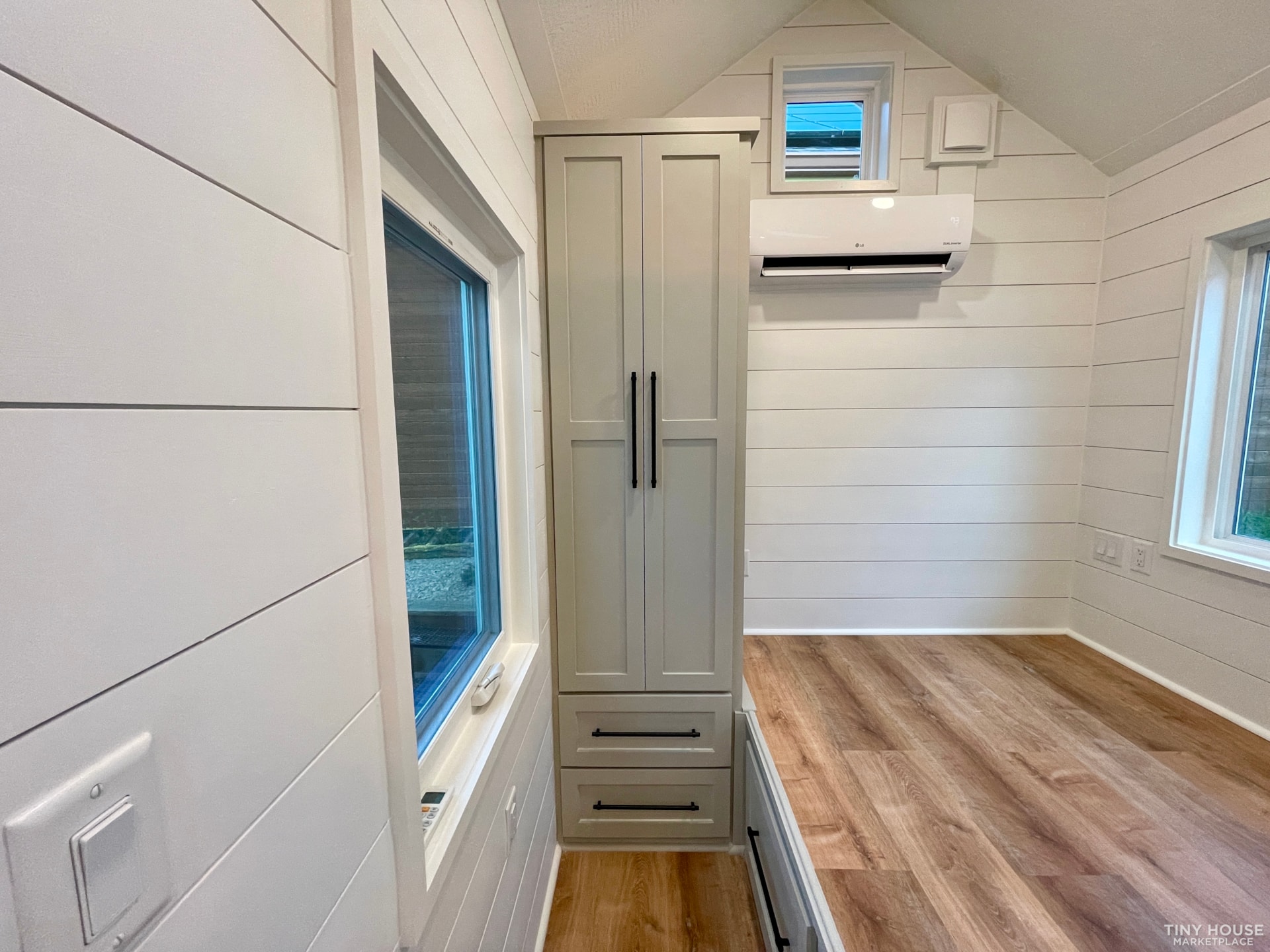 Decathlon Tiny Homes Lightly Used 24' Athena Model Rocky For Sale  - Image 3 Thumbnail