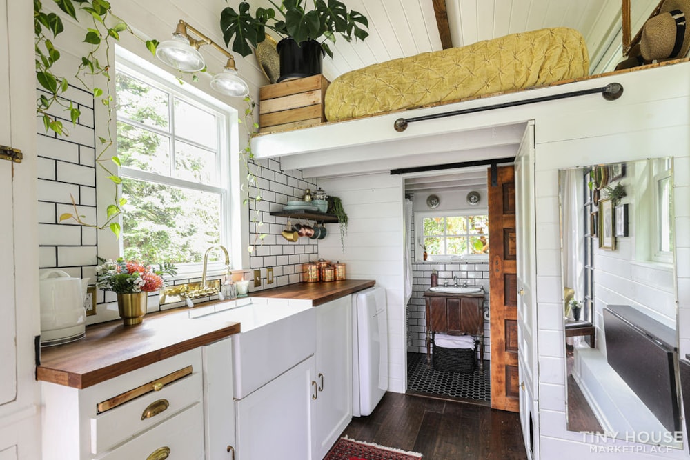 Designer Cottage Tiny House  - Image 2 Thumbnail
