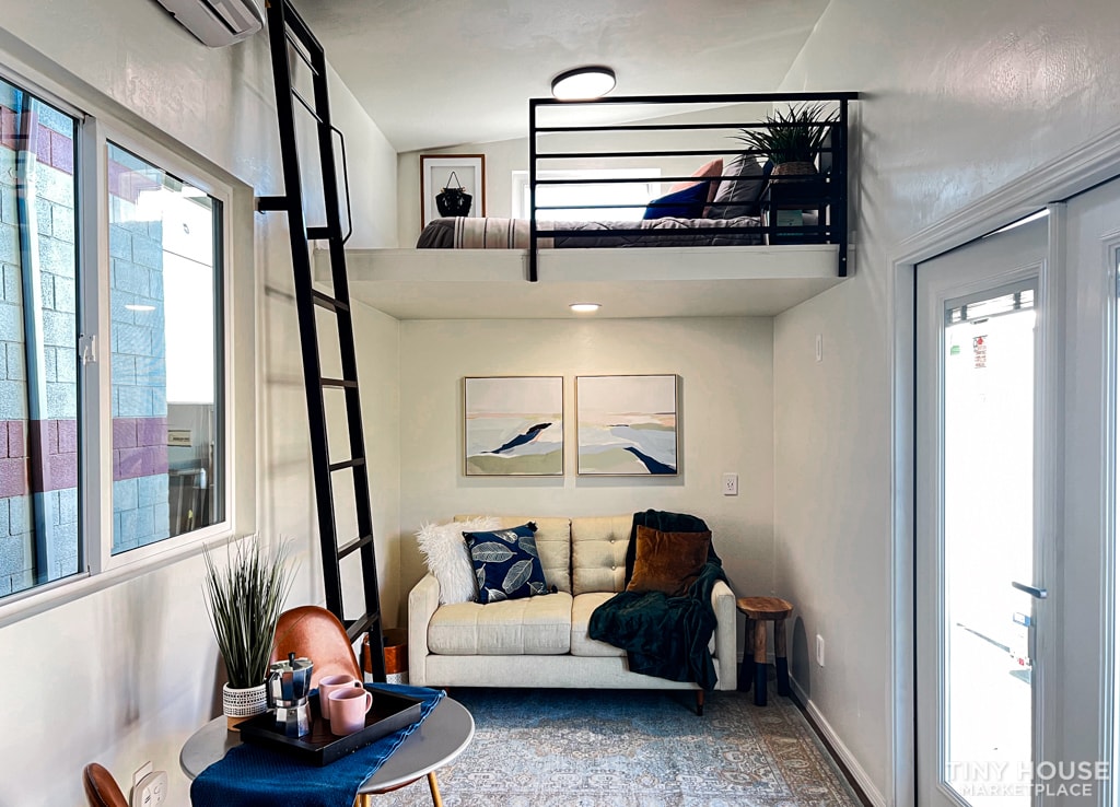 Designer Tiny Home Full Kitchen and Bath - Image 1 Thumbnail
