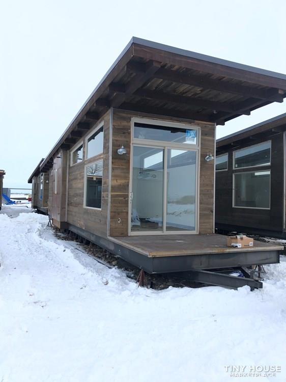 Destination Trailers - 400 Sq Ft - Perfect for Airbnb, Full Time, Resorts & More