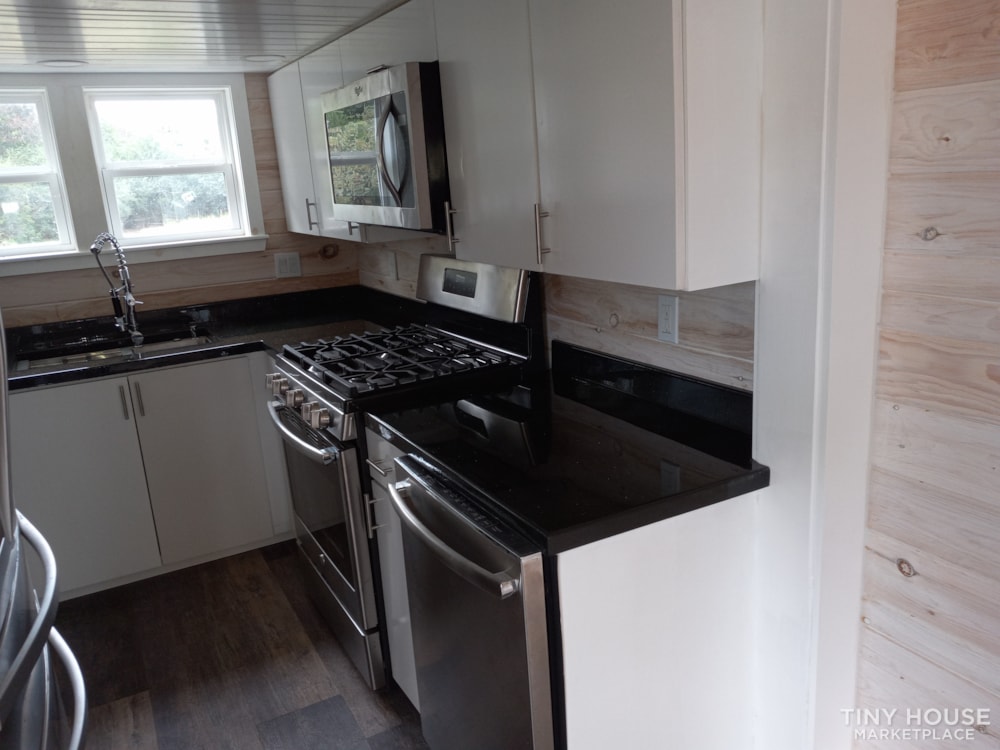 Dishwasher, Whirlpool Tub Full Size Kitchen. - Image 4 Thumbnail