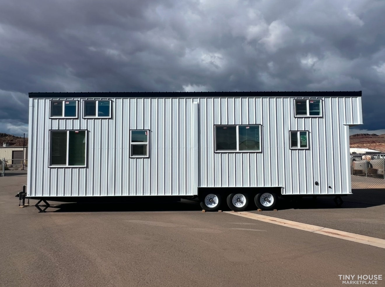 Dream Big Luxury Tiny House located Las Vegas  - Image 3 Thumbnail