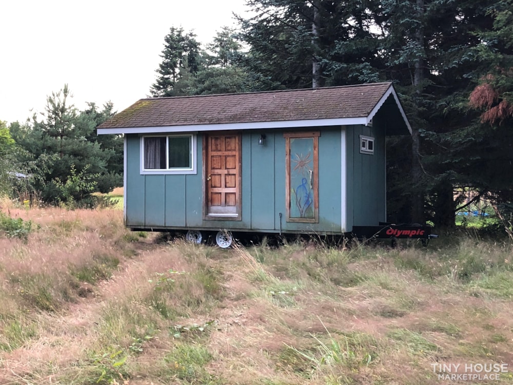 Eco Built Studio on Wheels with sleeping loft and large wood fired Sauna. 