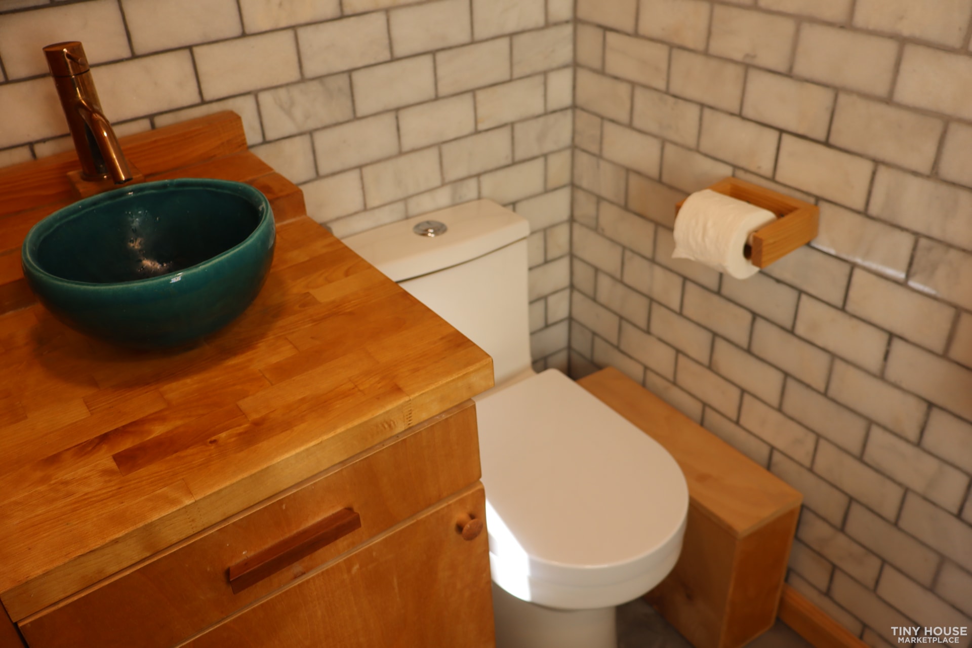 2 Loft + Multiple Bedroom + Office Luxury Tiny Home with Natural Materials - Image 3 Thumbnail