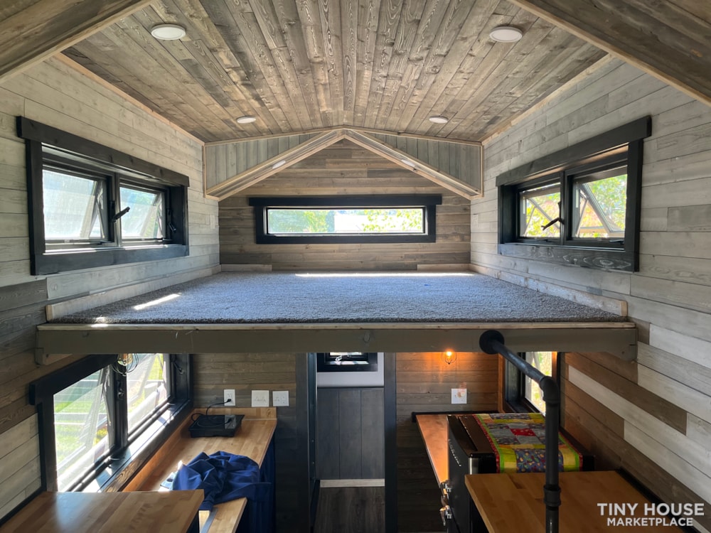 (Price Drop) Engineered (structurally insulated panels)Tiny House