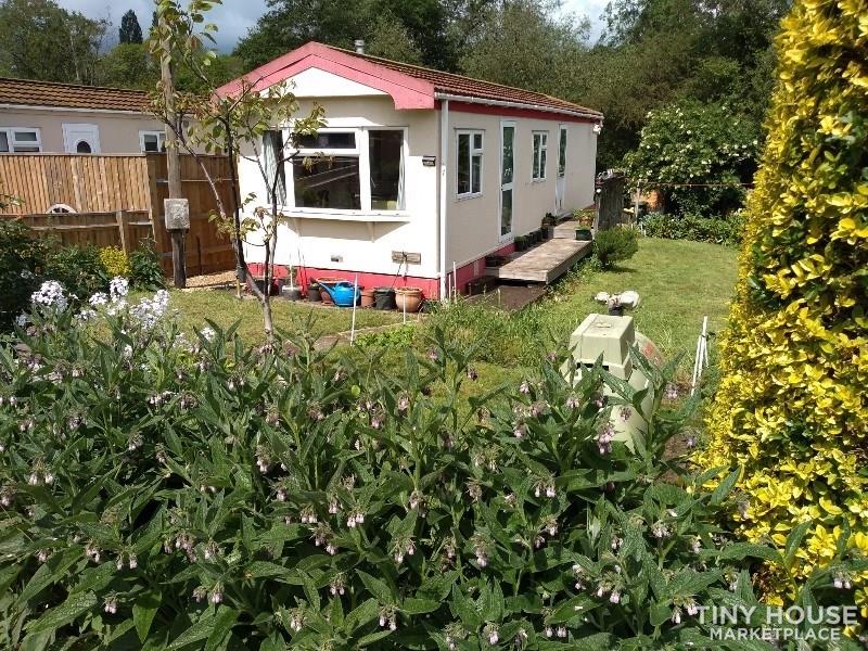 Enjoy a comfortable, low-impact lifestyle in England's green and pleasant land - Image 1 Thumbnail