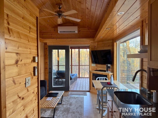 Escape Classic King Tiny Home on ZAGAT Award Winning Lake Resort - Image 2 Thumbnail