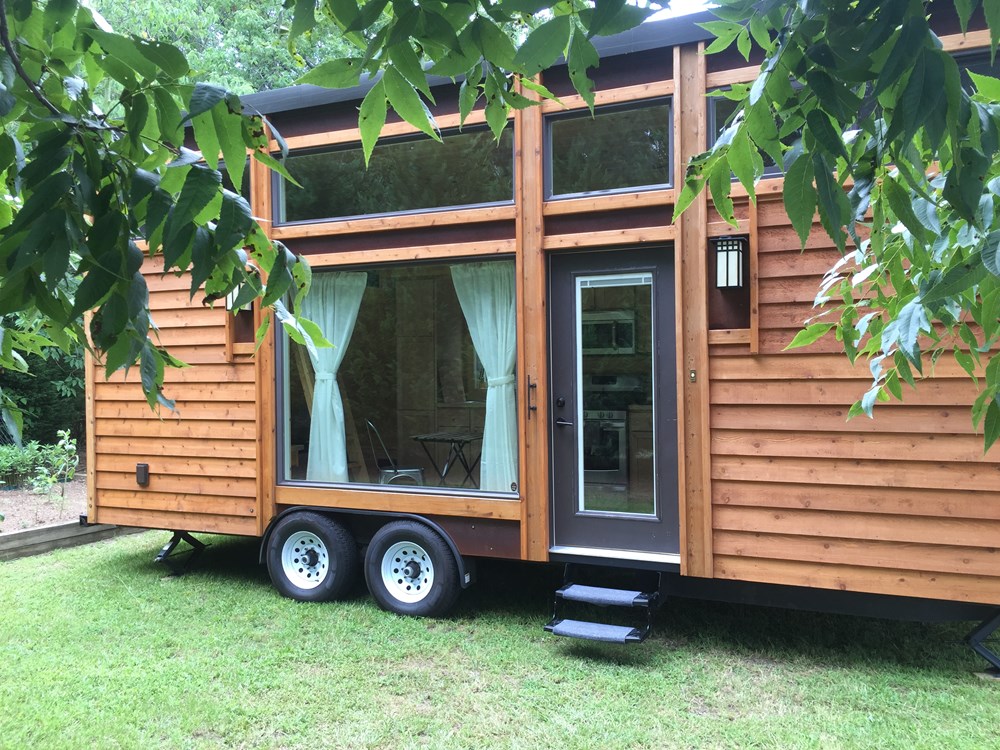 Escape Traveler (25' long, discounted) - Image 3 Thumbnail