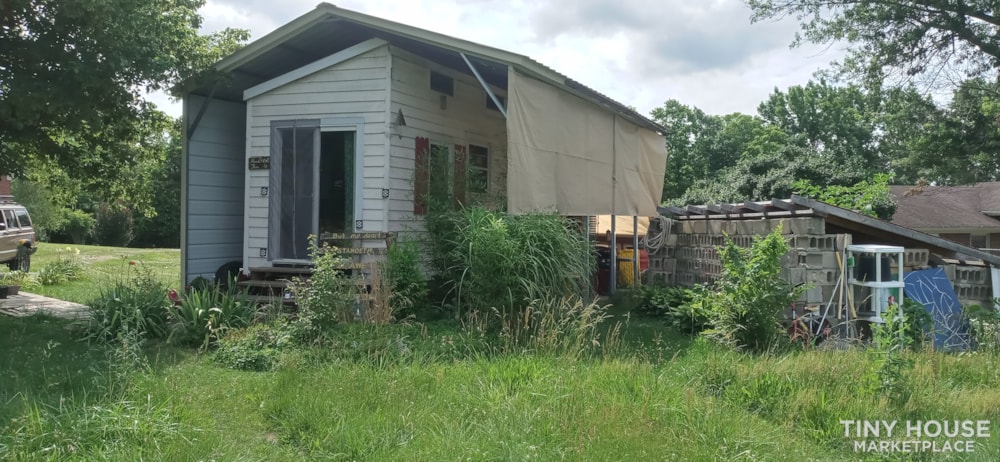 Established Tiny House on Perfect Country Lot in Lawrenceburg, KY