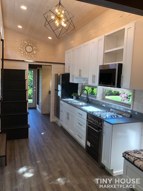 Exceptional Modern Tiny Home Ready for You!