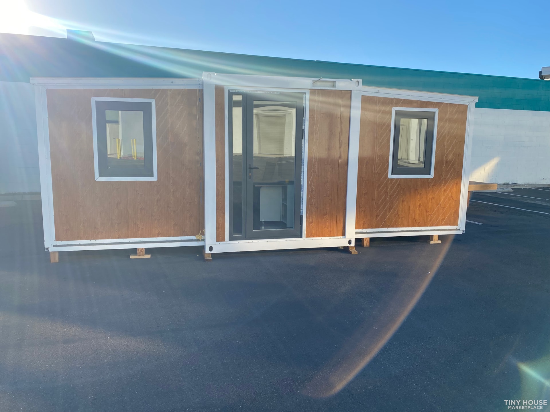 Expandable Home - Image 1 Thumbnail