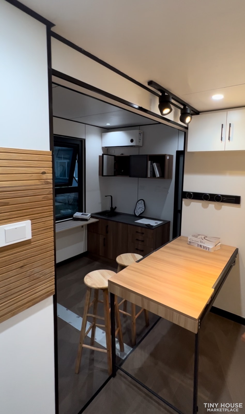 Expandable tiny house, comes with furnitures in picture - Image 2 Thumbnail