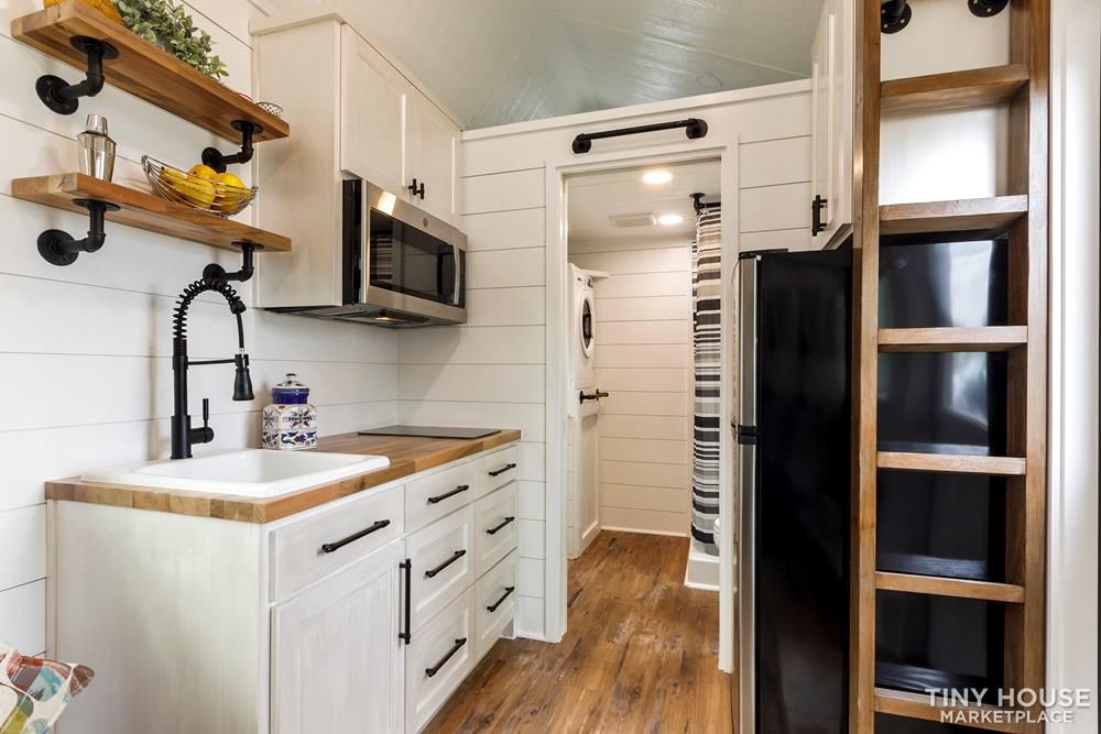 EXPERTLY CRAFTED 24' TINY HOUSE WITH DOWNSTAIRS  - Image 3 Thumbnail